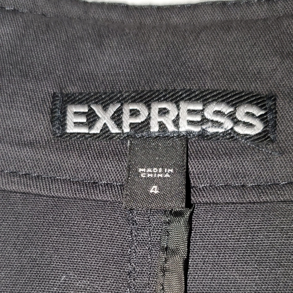 2/$15 Size 4 Express cropped canvas jacket - Picture 2 of 4